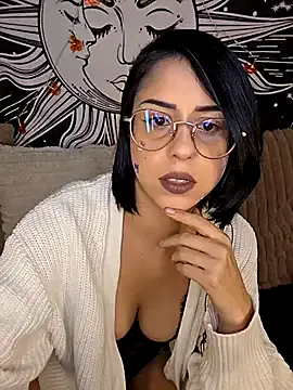 Offline LisandreLaVenale on StripChat