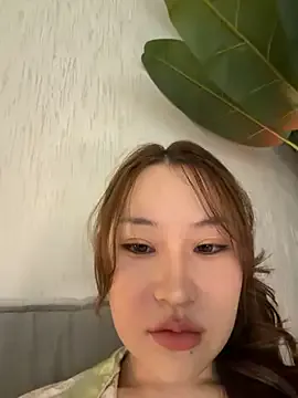 Offline LisaNeverDie on StripChat