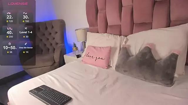 lissi_brunette from StripChat