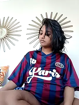 Offline littlemissdevil69 on StripChat