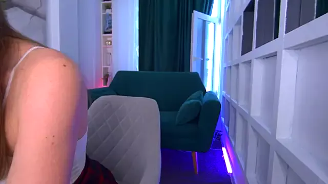 Offline Liv_Fay on StripChat