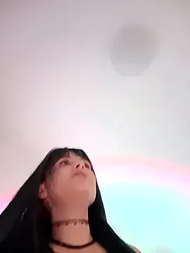 Offline LoganPeny on StripChat