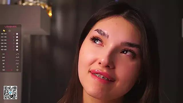 LoraAtcher from StripChat is Freechat