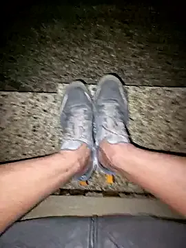 Offline Lorent6969 on StripChat