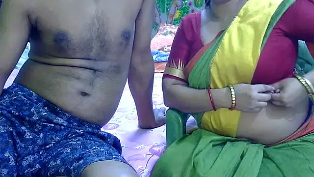 Loveing_Wife_32 from StripChat is Group