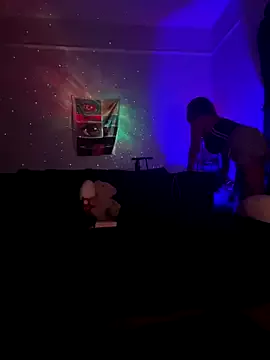 Offline loveluna8 on StripChat