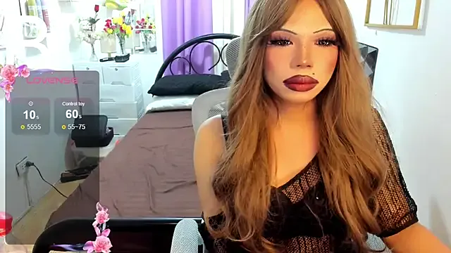 Offline Lovely_naughtyLeii on StripChat