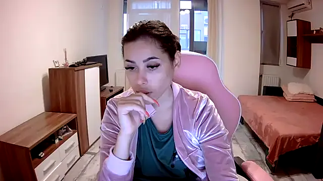 Offline LovelyJulliette on StripChat