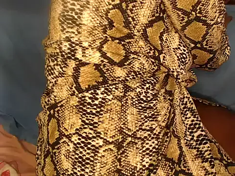 Freechat loverro on StripChat