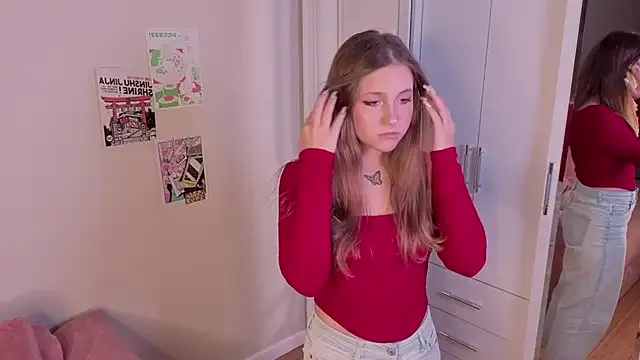 Offline LoveSeekins on StripChat