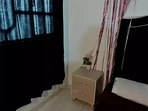 LucianaBlackwell on StripChat