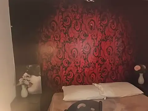 LucianaBlackwell on StripChat