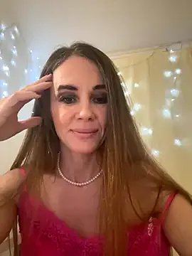 Offline LucieMack on StripChat