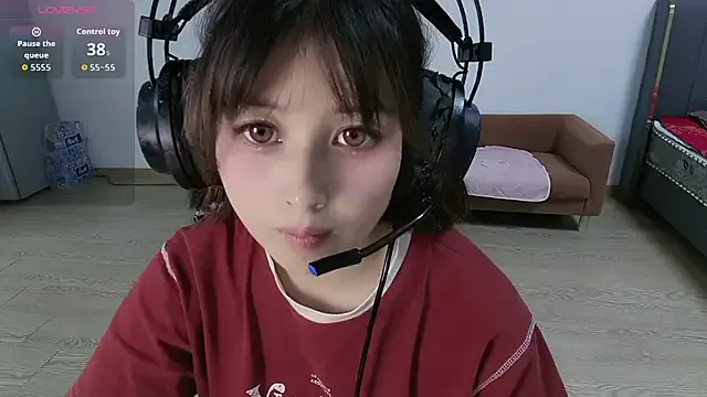 Offline Lucky-xiuxiu on StripChat