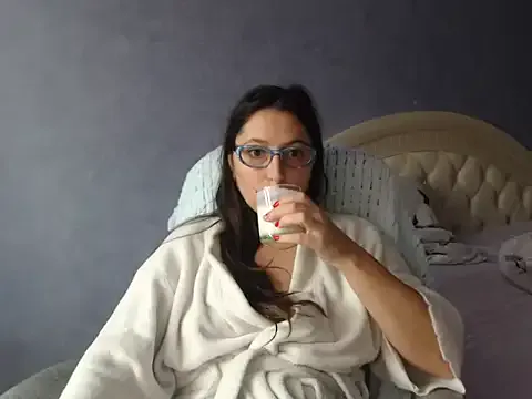 Offline LuckyLisa23 on StripChat