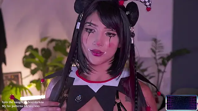 LucyAllenX on StripChat