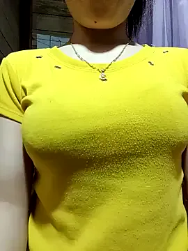 Offline LucyyLy on StripChat