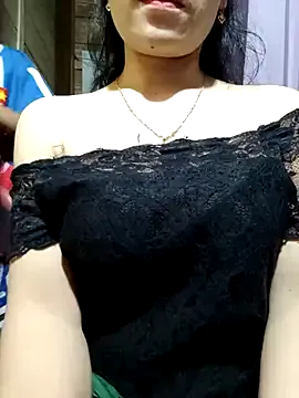 Offline LucyyLy on StripChat