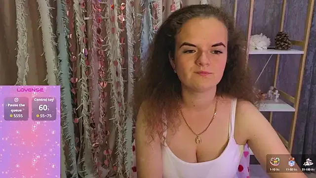 Offline Luisa_Rosee on StripChat