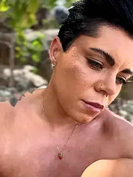 Offline LukeLouHarvey on StripChat