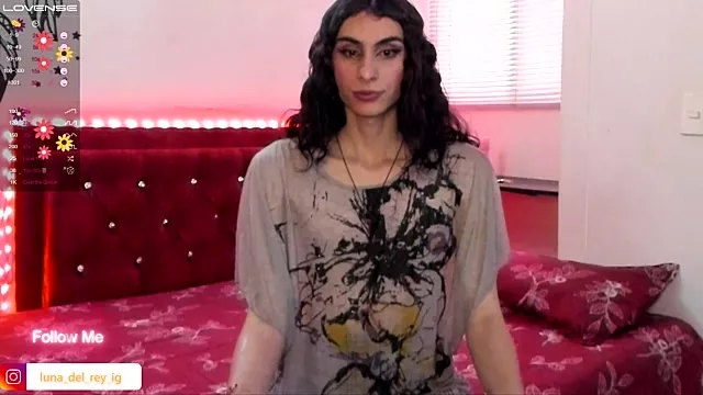 Offline luna_del_rey_ on StripChat