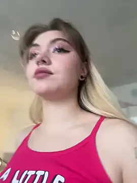 StripChat LunaMillie is Freechat LunaMillie — striptease take off dress