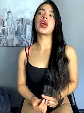 LunaMoore_Pink on StripChat