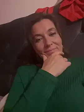 Lwhite1 on StripChat