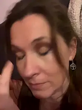 Lwhite1 on StripChat