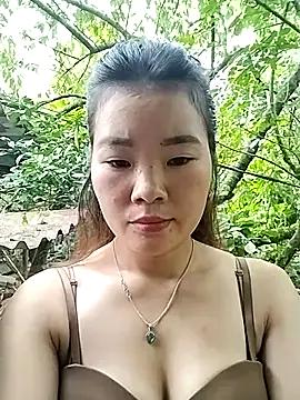 lylylove from StripChat