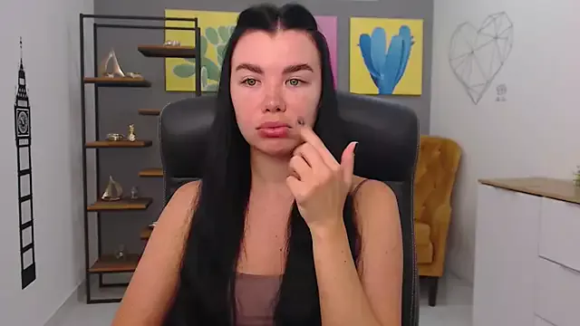 Offline MadisonGomes on StripChat