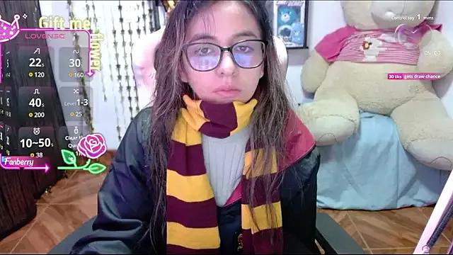 Maggie_Fox3 from StripChat