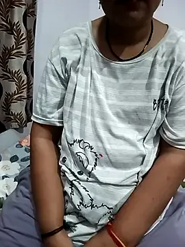 Offline Mahira_sharma01 on StripChat