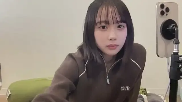 Offline Mahocha1 on StripChat