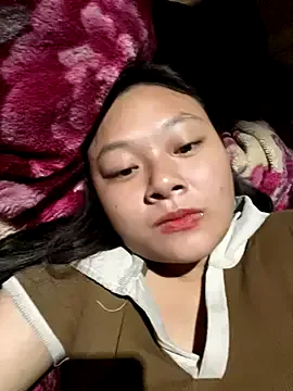 Offline mai-xinh on StripChat