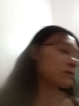 Offline mai-xinh on StripChat