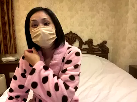 mako-mako33 on StripChat