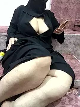 Mama_Queen_ from StripChat