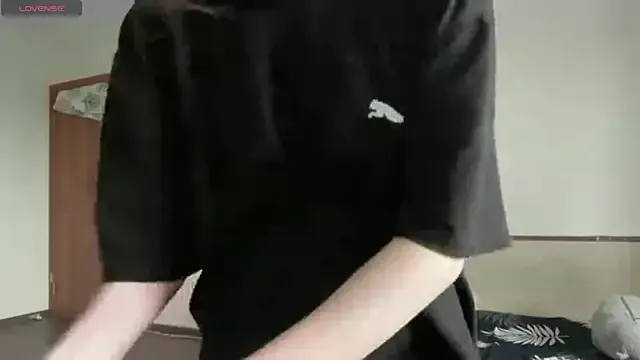 Offline MargarettNewbie on StripChat