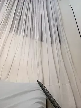 Offline Marian_Zeller on StripChat