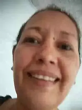 Offline marinita13 on StripChat