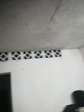 Offline marinita13 on StripChat