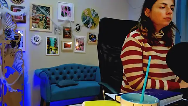 Offline MartaEdams on StripChat