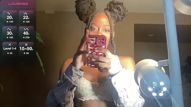 Offline maskedgirl5005 on StripChat