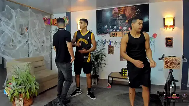 Offline Masters_sexx on StripChat