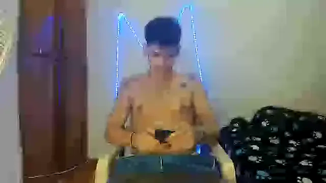 Offline MasterSEX420 on StripChat