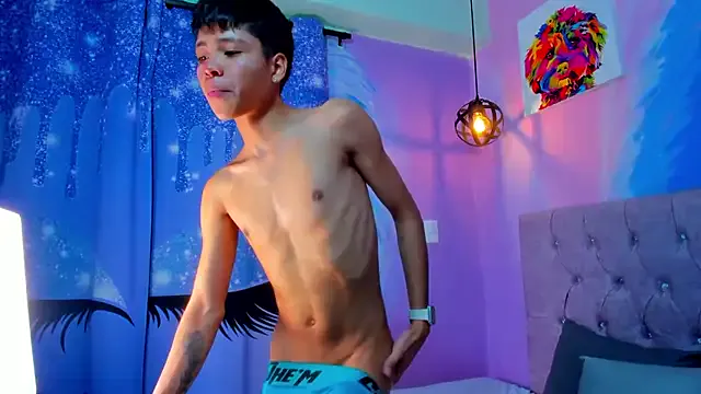 MaxiWildd on StripChat