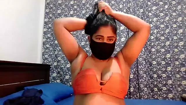 Maya_QueenSL from StripChat