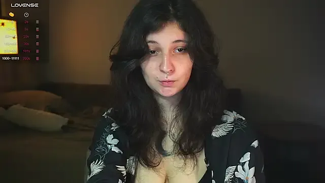 Offline maymary_ on StripChat