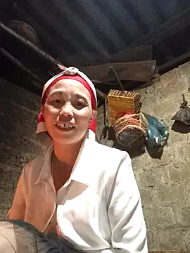 Offline me-cute on StripChat